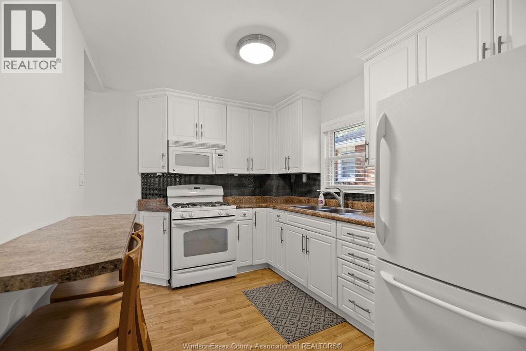 1768 St. Luke Property Photo 8