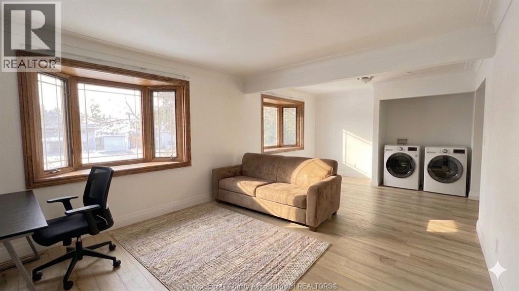 1880 Liberty Unit# Upper Property Photo 3