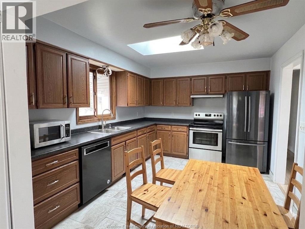 1880 Liberty Unit# Upper Property Photo 4