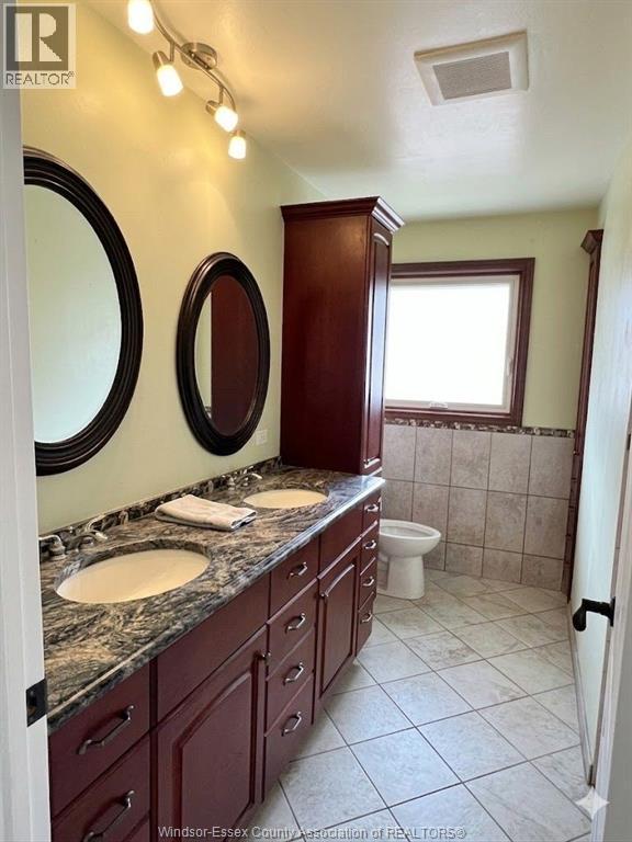 1880 Liberty Unit# Upper Property Photo 8