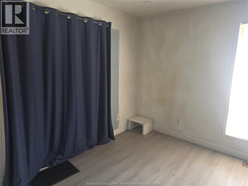 1108 Brock Street Property Photo 6