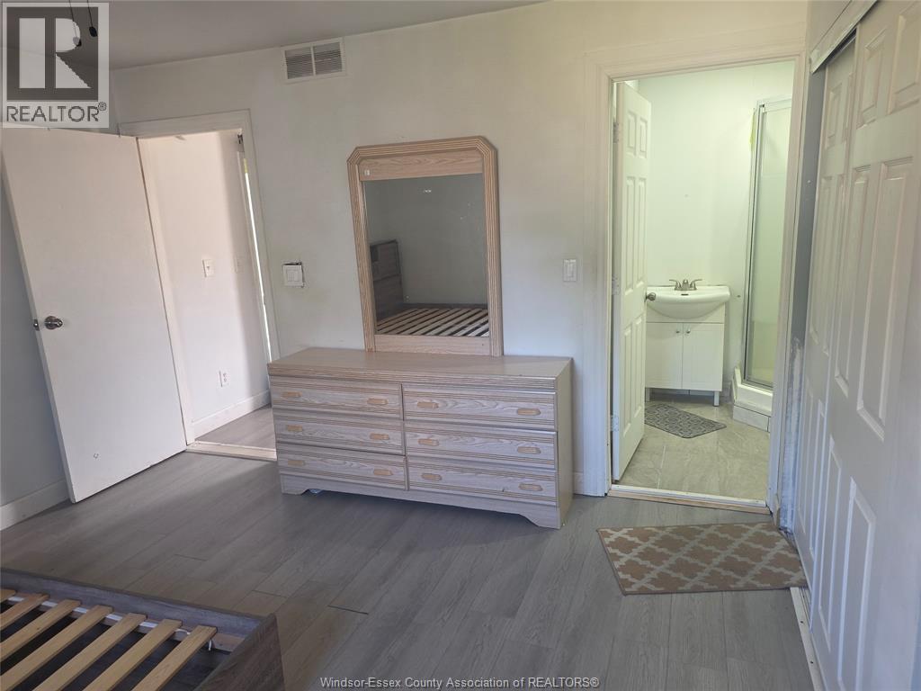 1108 Brock Street Property Photo 8