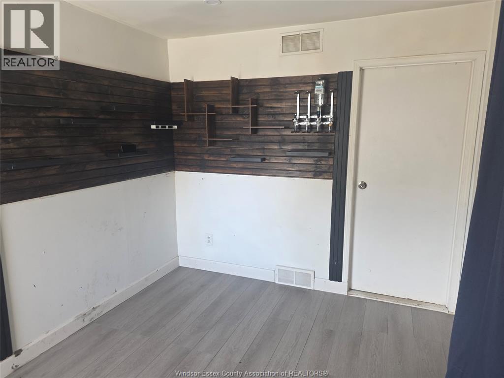 1108 Brock Street Property Photo 16