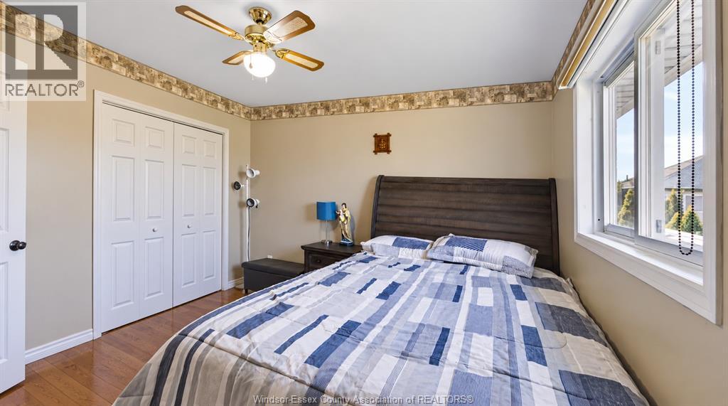 726 Sandison Property Photo 13