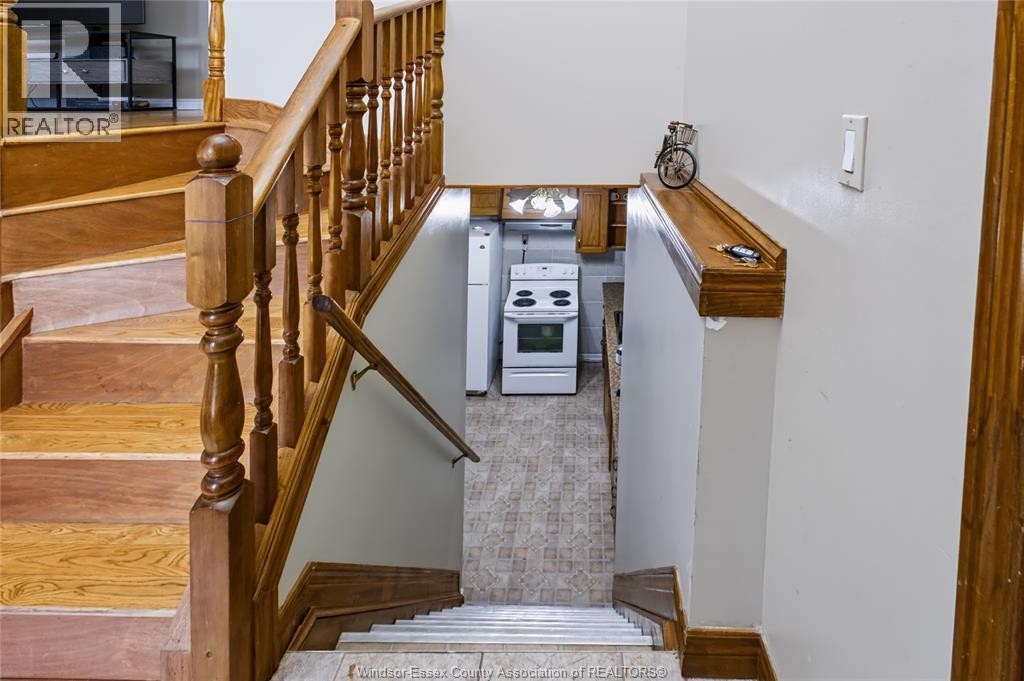 726 Sandison Property Photo 24