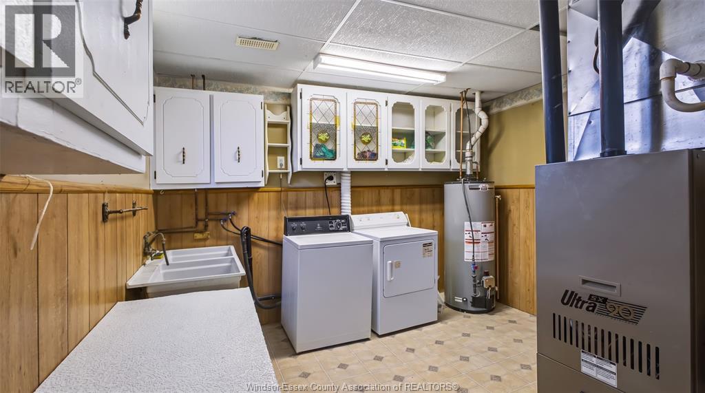 726 Sandison Property Photo 37