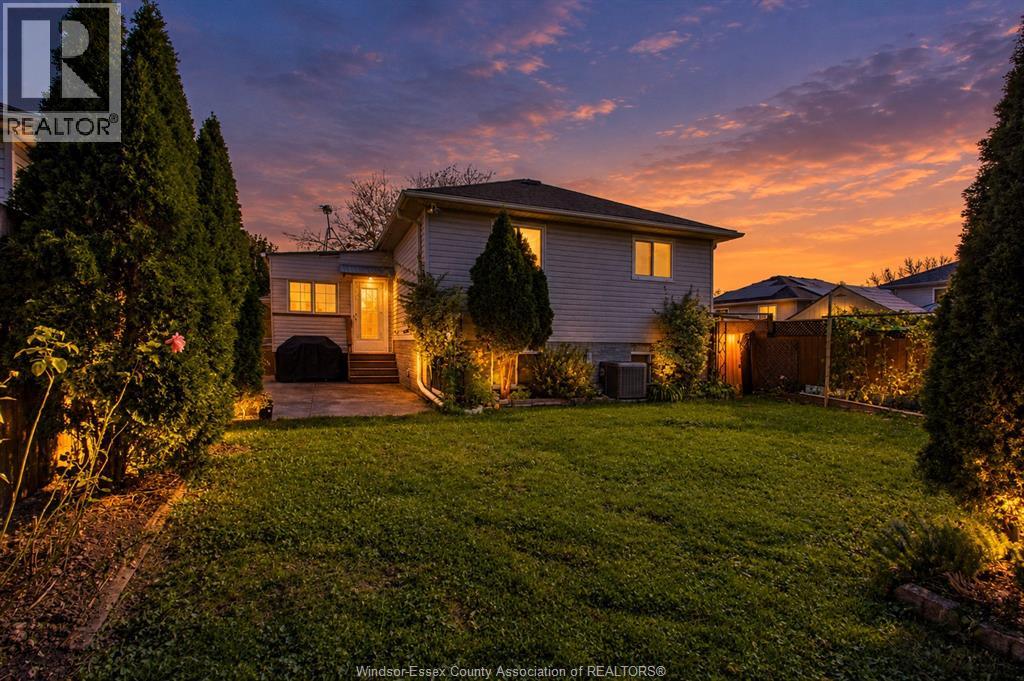 726 Sandison Property Photo 41
