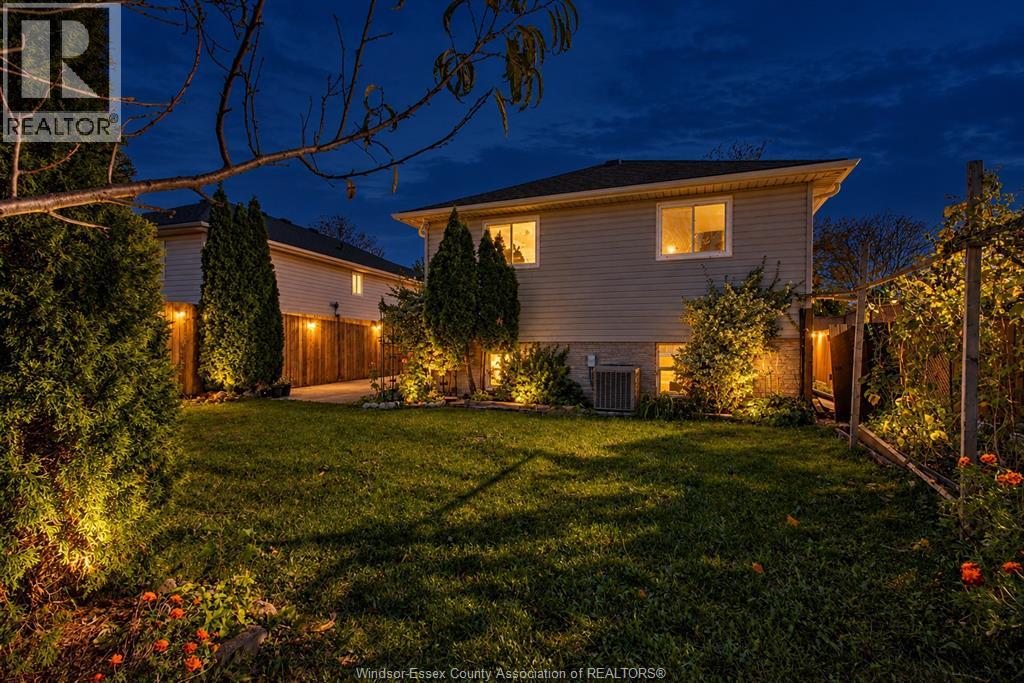 726 Sandison Property Photo 42