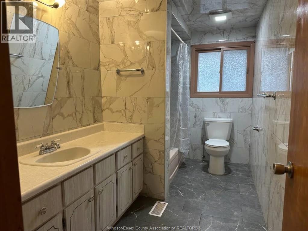 2938 Rushton Drive Property Photo 9