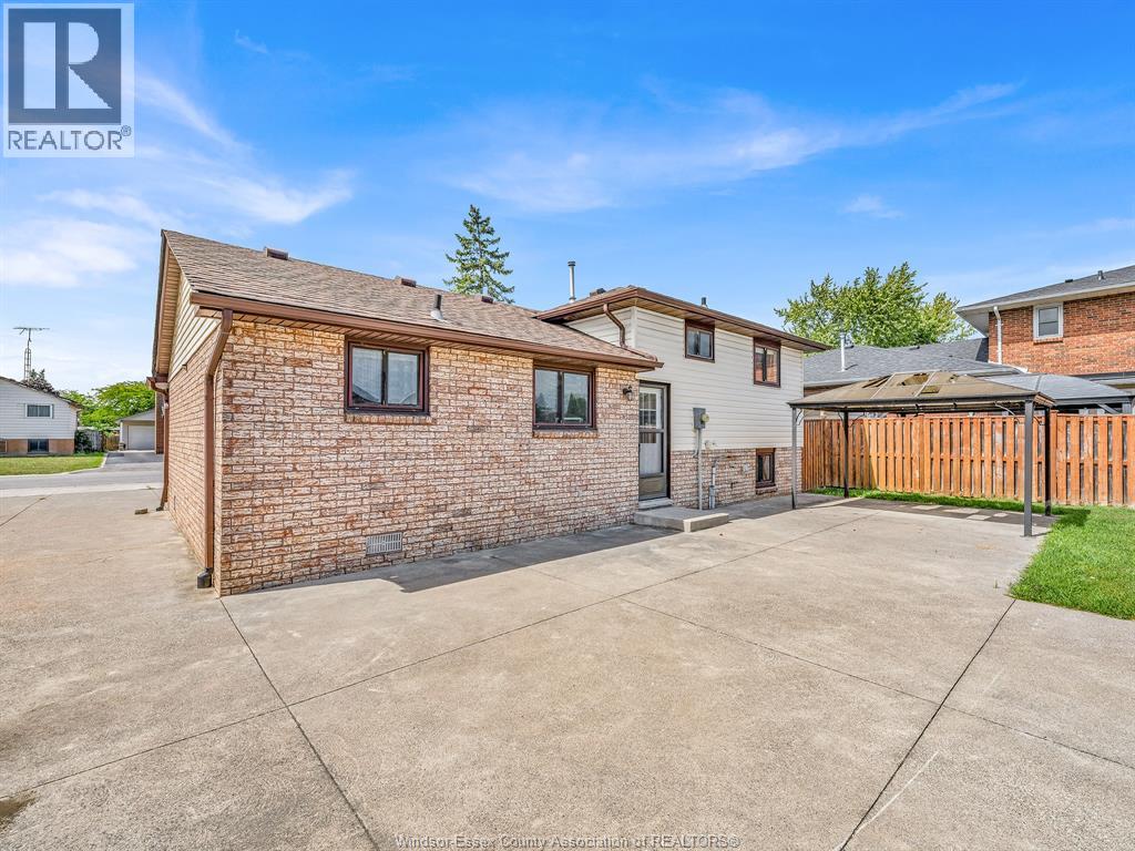 172 Pacific Property Photo 42