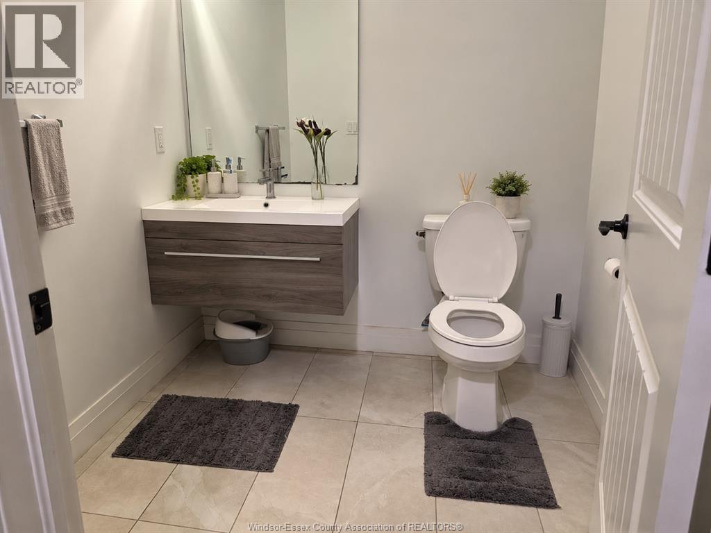 109 Kingsbridge Drive Property Photo 16
