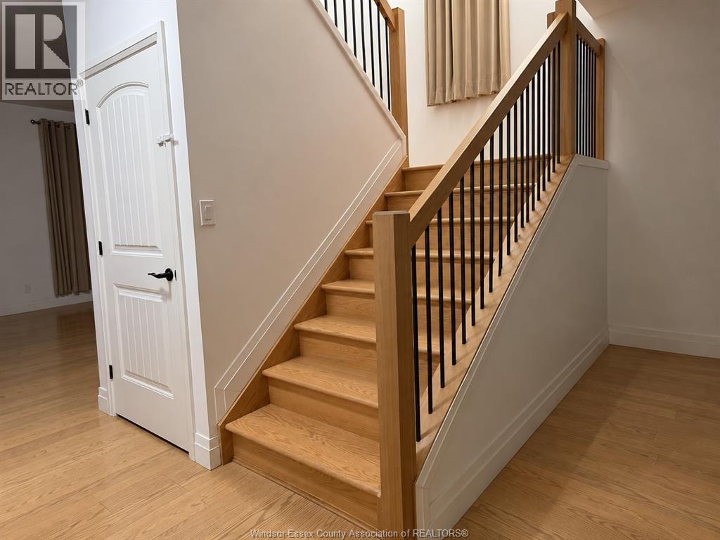 109 Kingsbridge Drive Property Photo 25