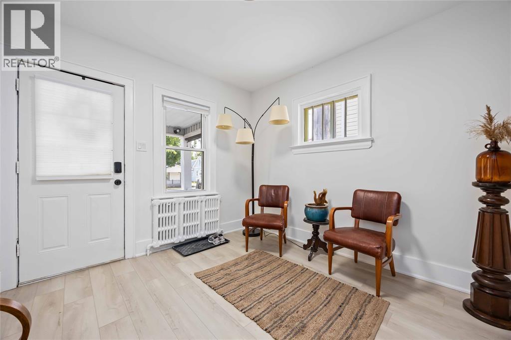 274 Cameron Street Property Photo 3