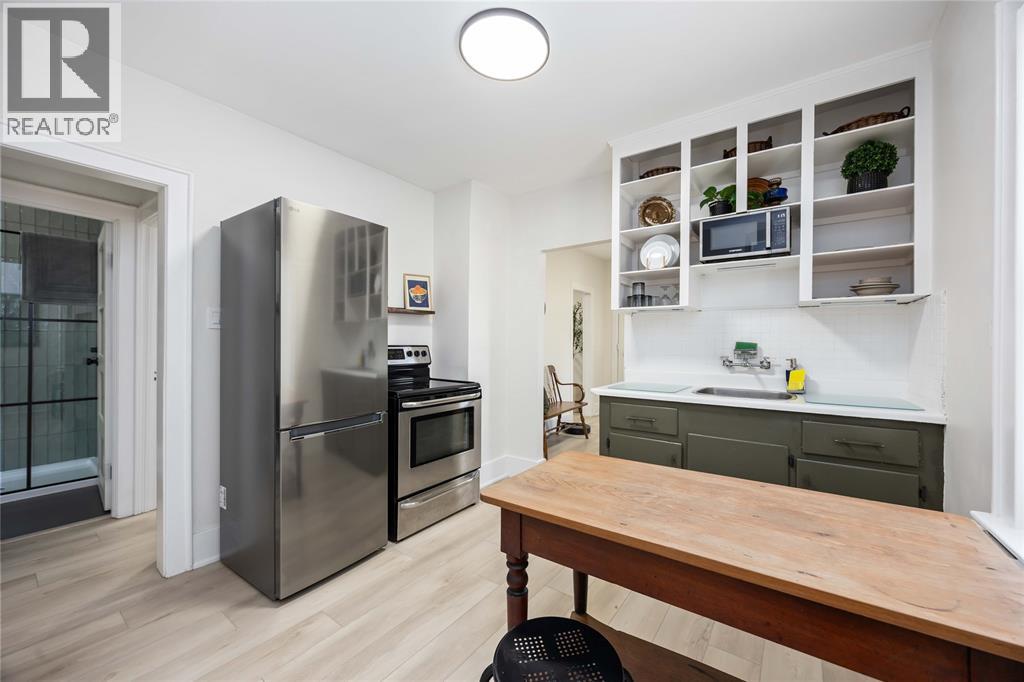 274 Cameron Street Property Photo 10