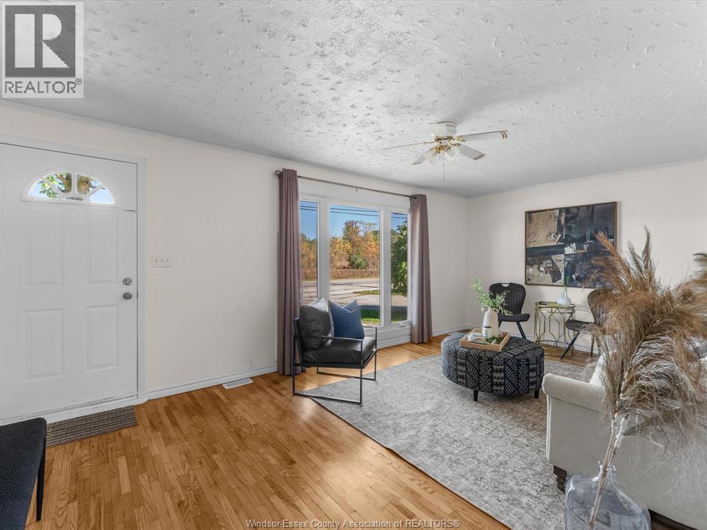1355 Sprucewood Property Photo 11