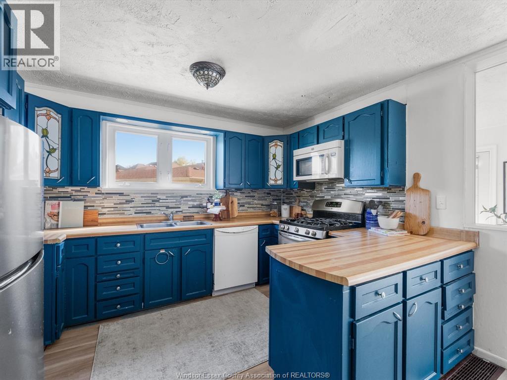 1355 Sprucewood Property Photo 15