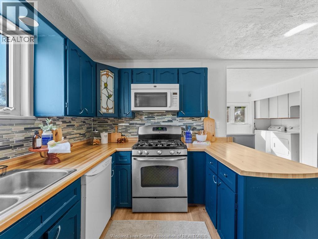 1355 Sprucewood Property Photo 19