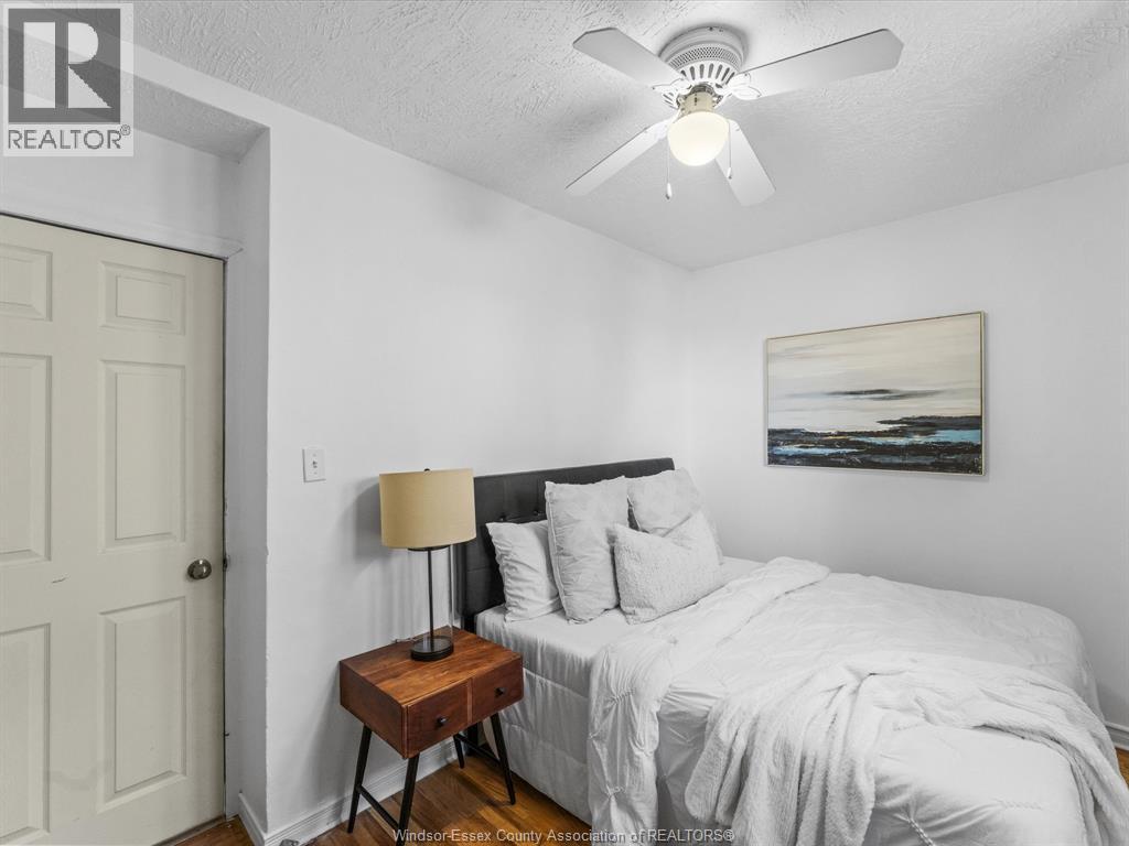 1355 Sprucewood Property Photo 29