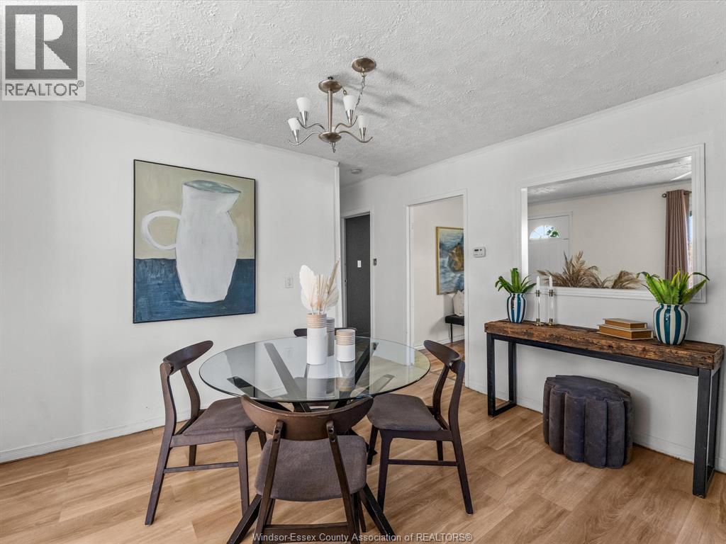 1355 Sprucewood Property Photo 32