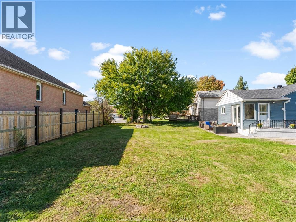 1355 Sprucewood Property Photo 38