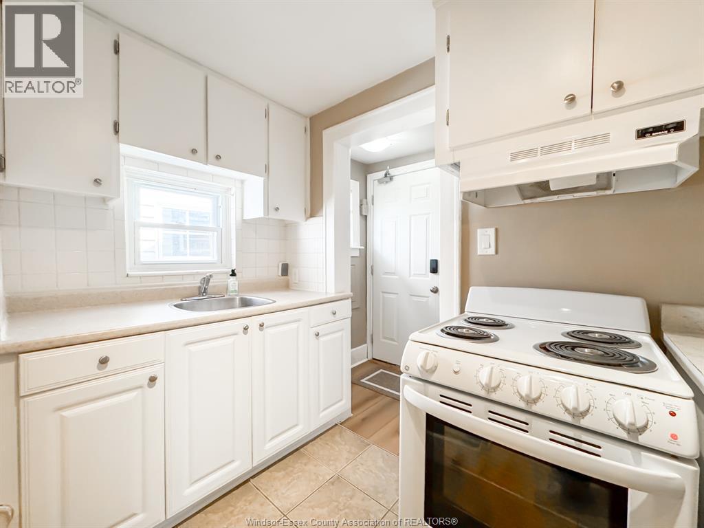 1351 Marentette Avenue Unit# Upper Property Photo 6