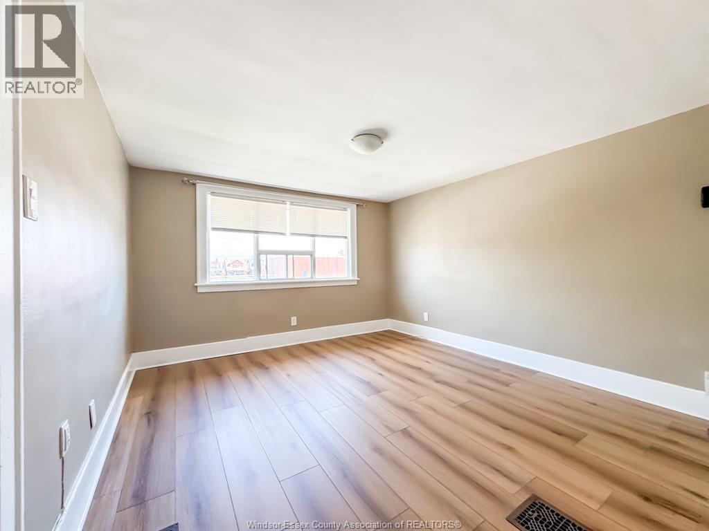 1351 Marentette Avenue Unit# Upper Property Photo 7