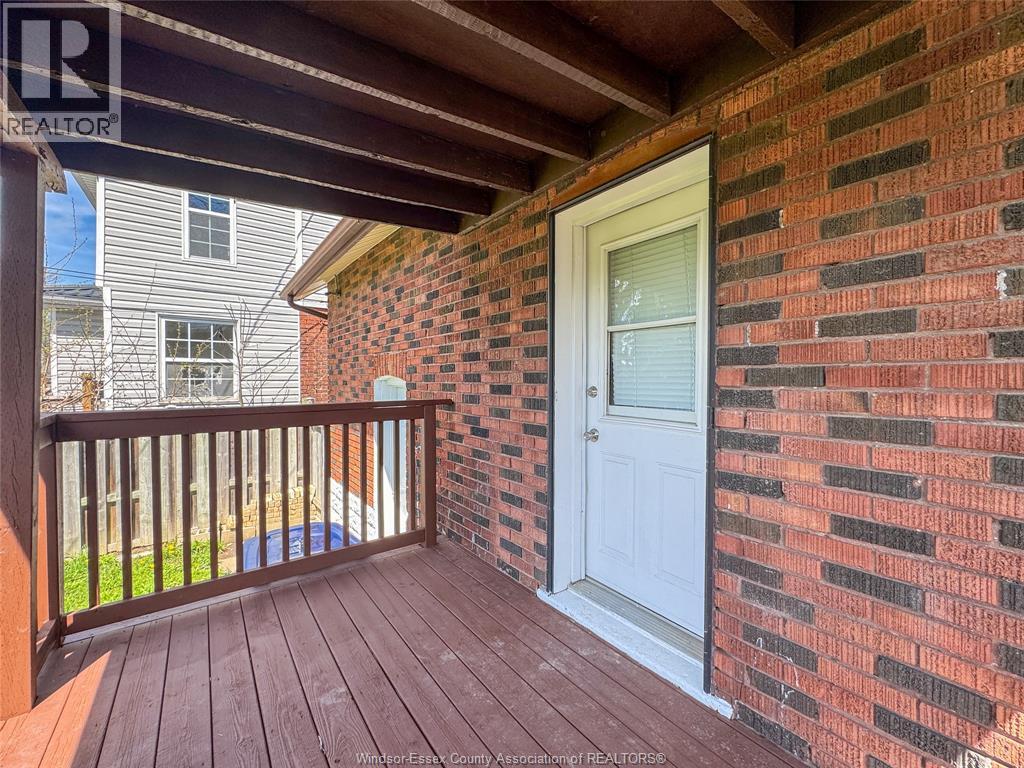 1351 Marentette Avenue Unit# Upper Property Photo 9