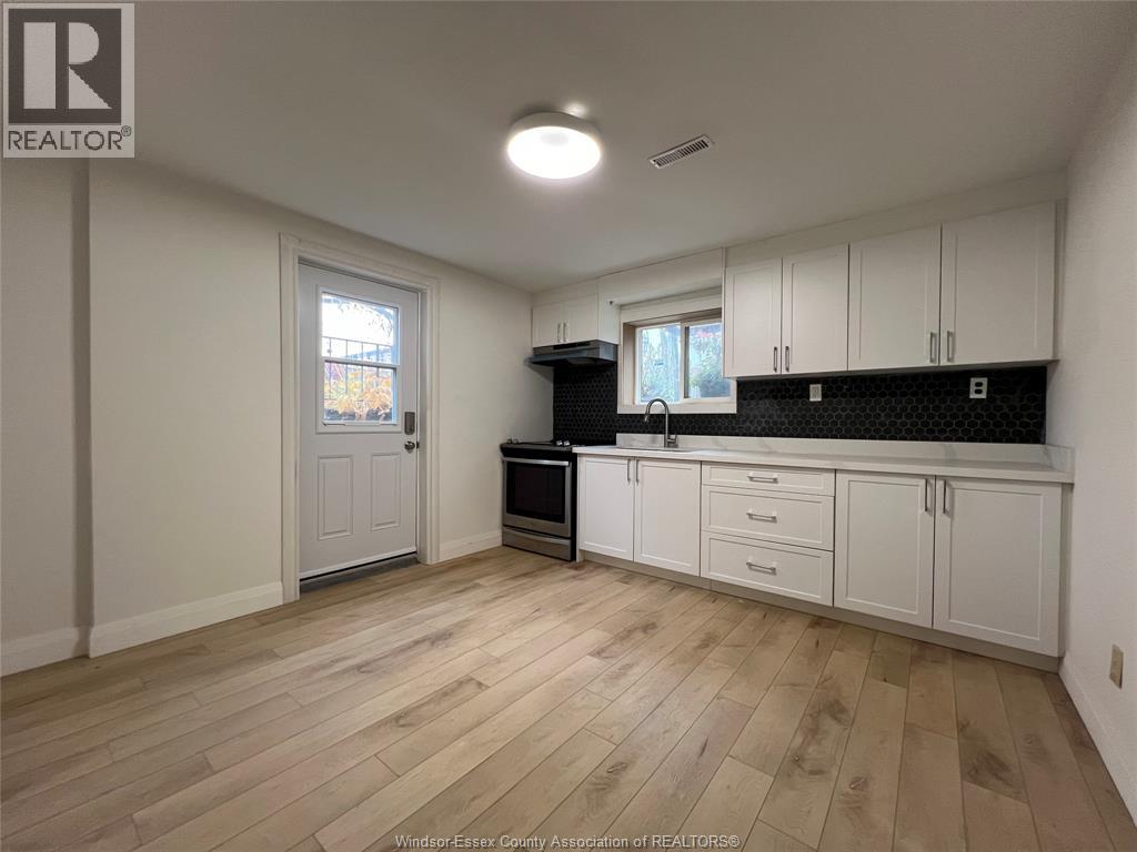 1880 Liberty Unit# Lower Property Photo 19