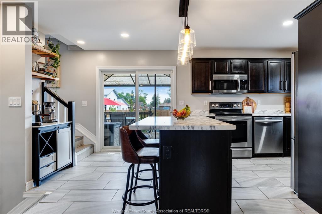 16 Parkdale Avenue Property Photo 8