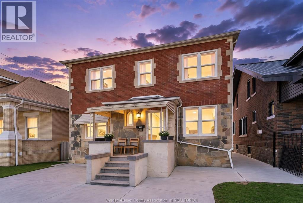 975 PARENT Property Photo 1