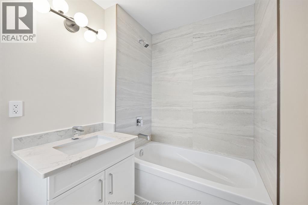 5101 Huron Church Line Road Property Photo 22