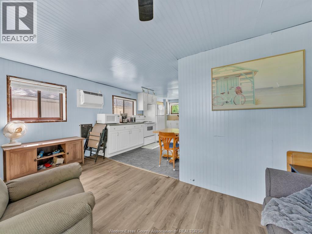 126 Pleasure Beach Property Photo 13