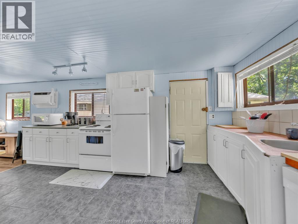 126 Pleasure Beach Property Photo 19