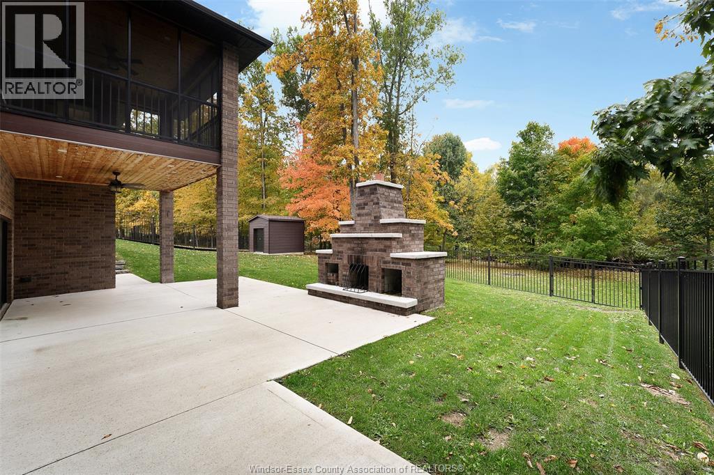 26 Two Creeks Lane Property Photo 27