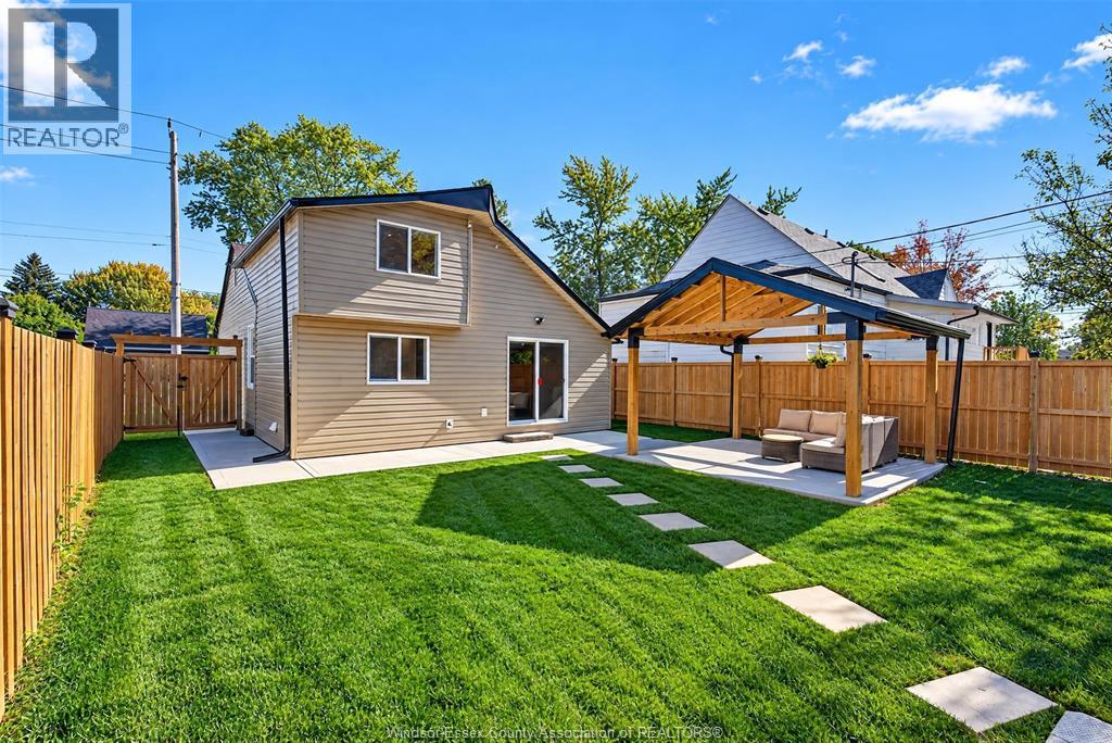 1277 Felix Property Photo 27