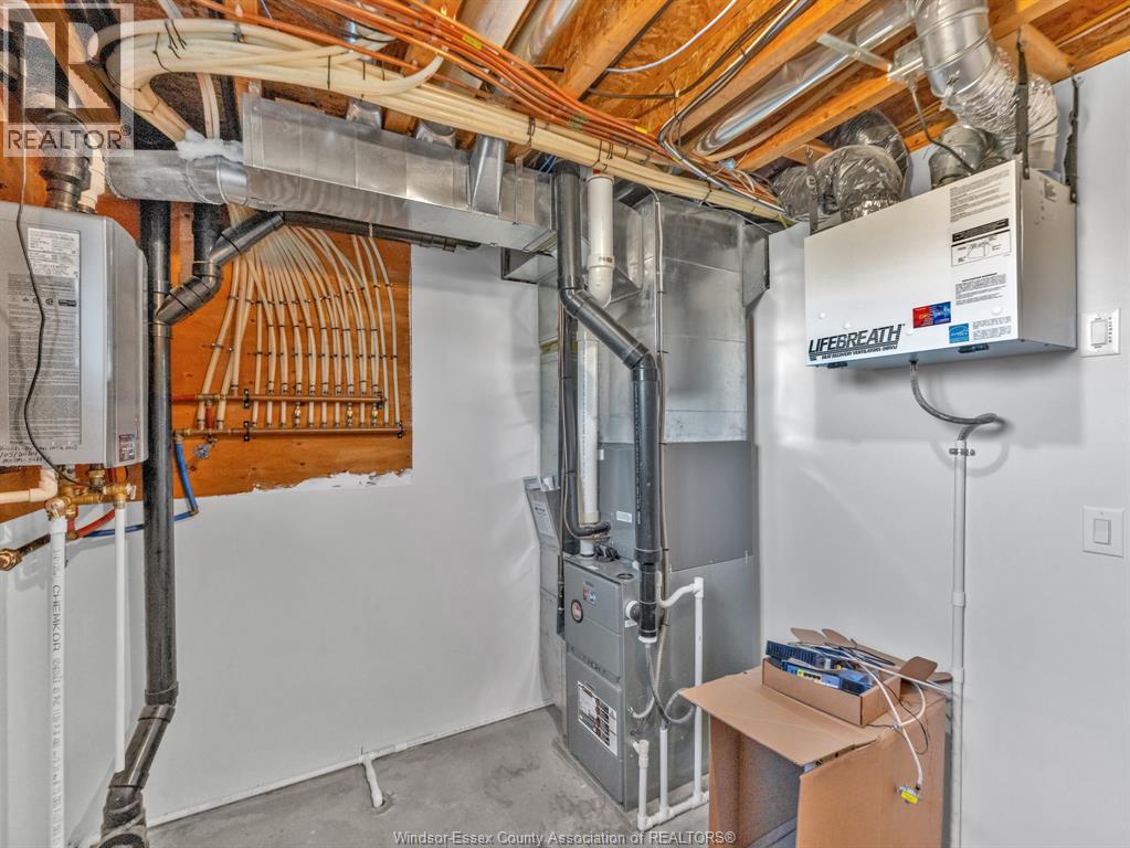 211 Robson Road Property Photo 37