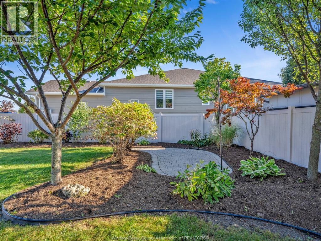 211 Robson Road Property Photo 43