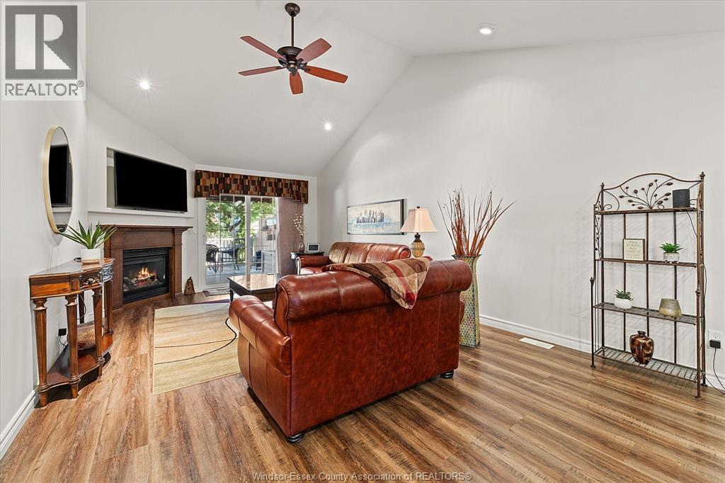 354 Cooper Crescent Property Photo 15