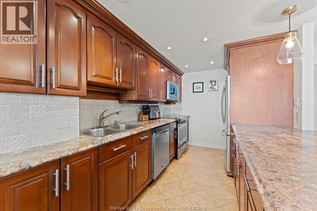 515 Riverside Drive West Unit# 1608 Property Photo 9