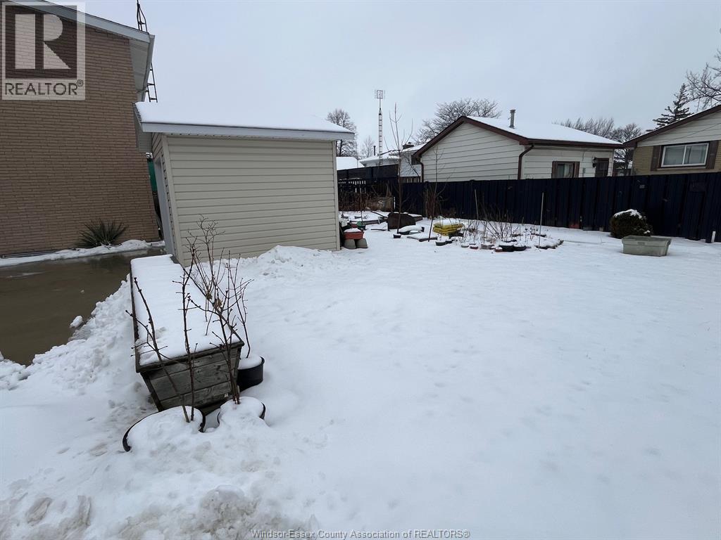 14 Vanier Property Photo 18