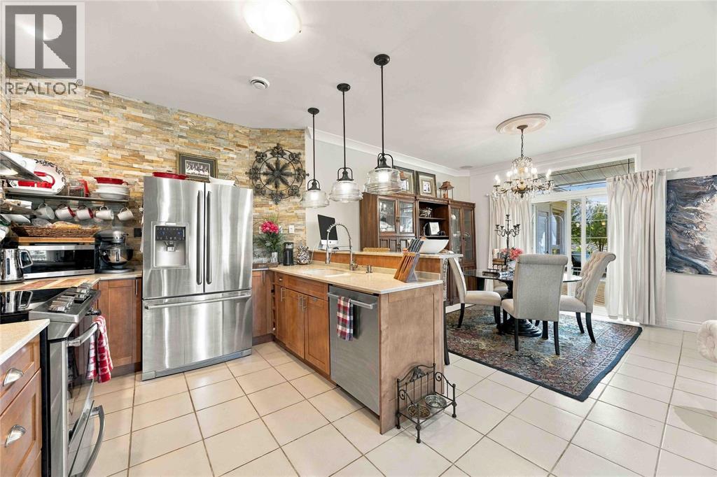 8563 Vance Drive Property Photo 10