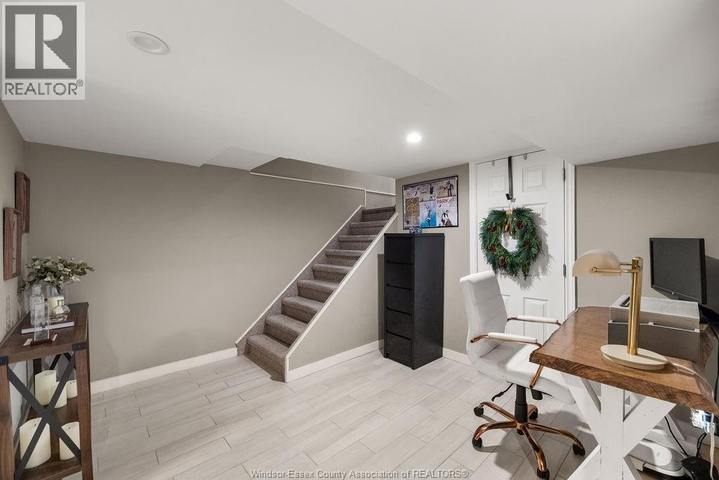 3060 Dandurand Avenue Property Photo 23