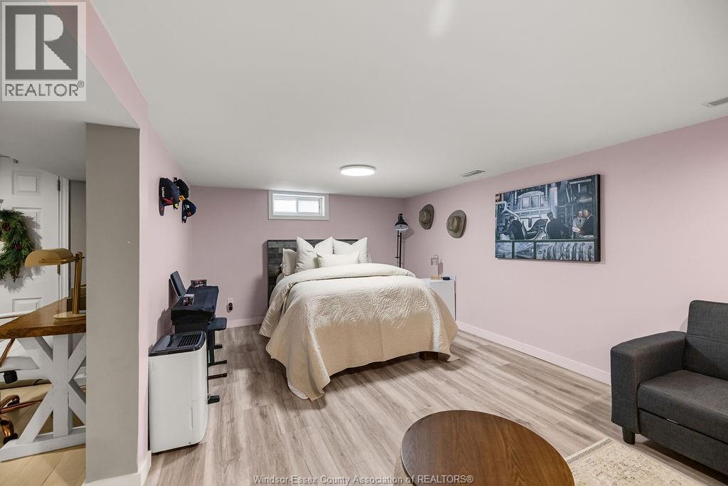3060 Dandurand Avenue Property Photo 24
