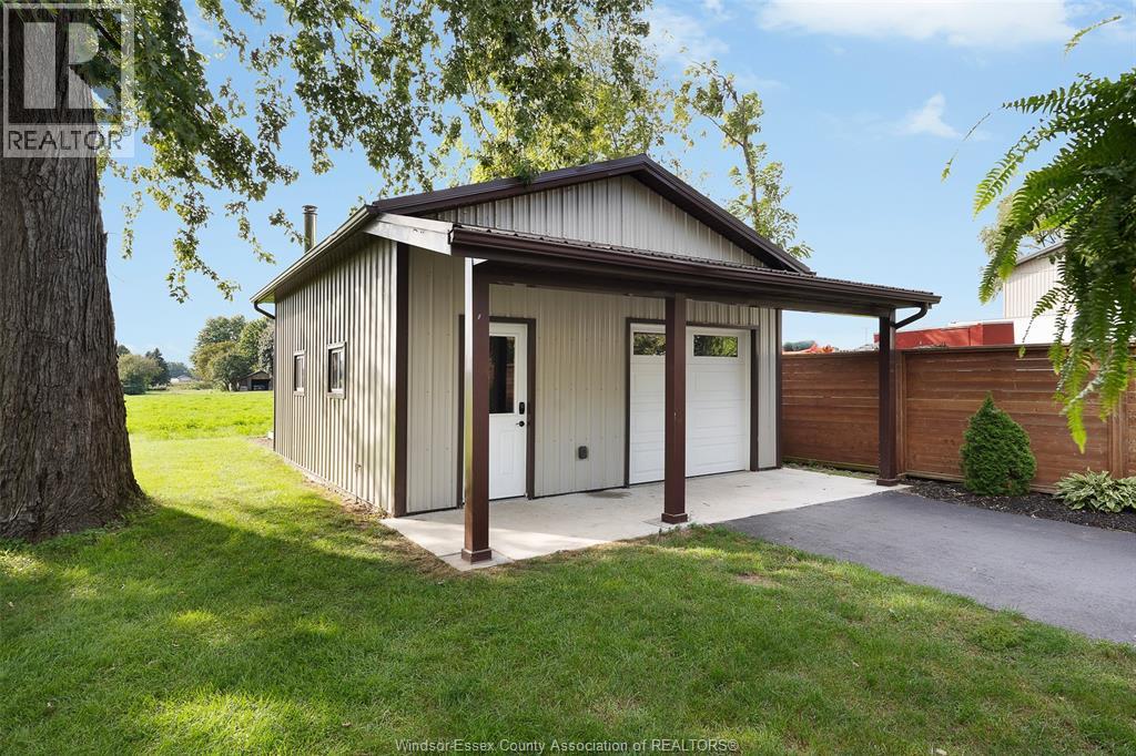 1331 Clovelly Drive Property Photo 8
