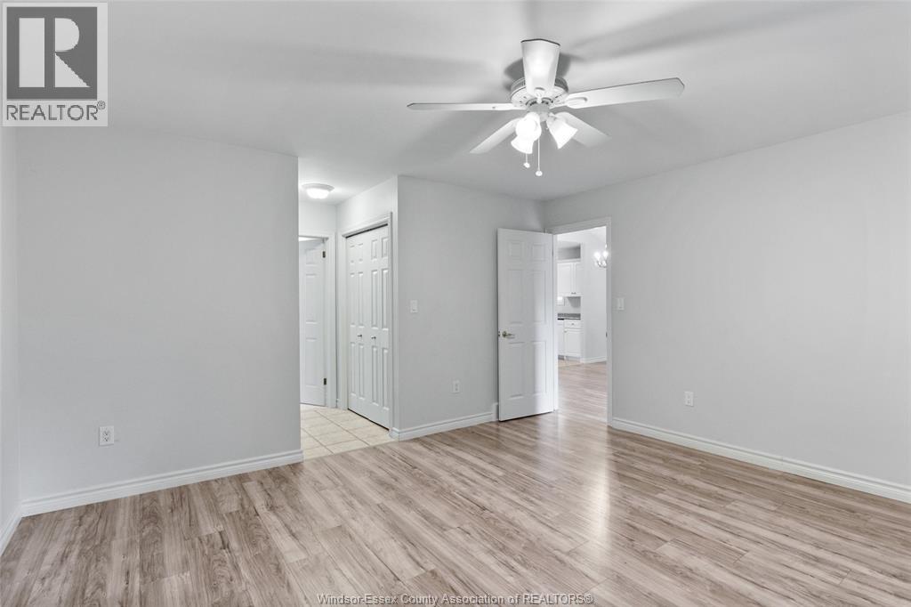 1487 Imperial Crescent Property Photo 19
