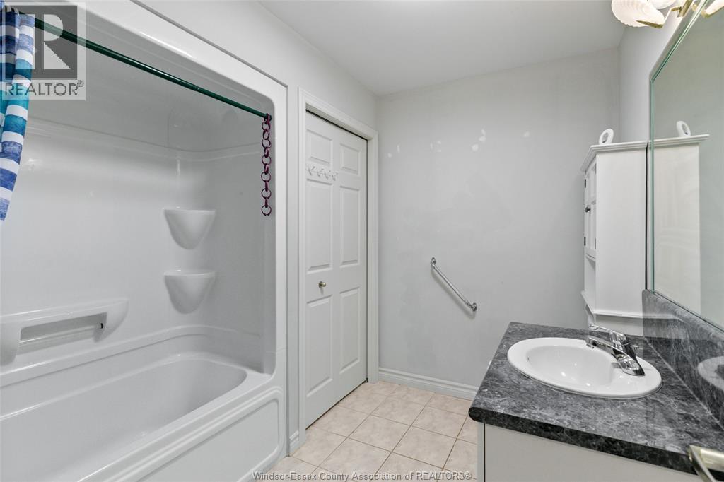 1487 Imperial Crescent Property Photo 21