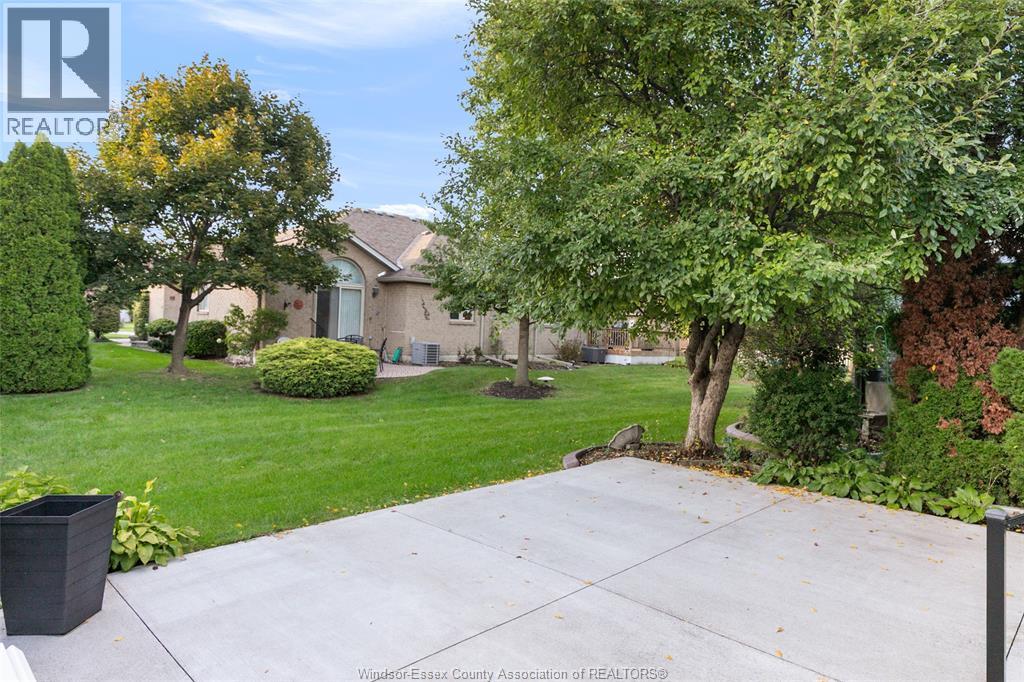 1487 Imperial Crescent Property Photo 29