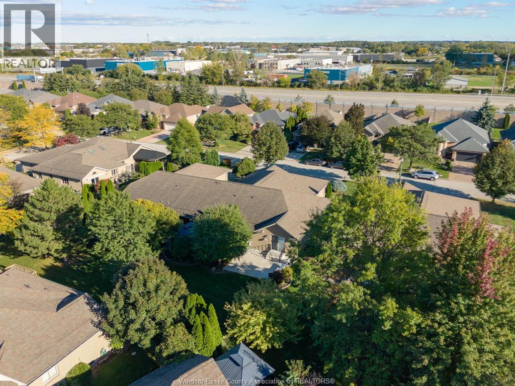 1487 Imperial Crescent Property Photo 41