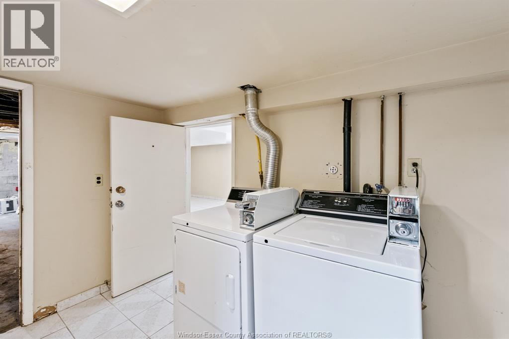 906 Elsmere Property Photo 14