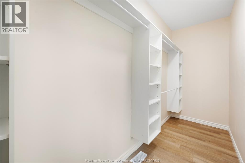 56 Redwood Property Photo 24